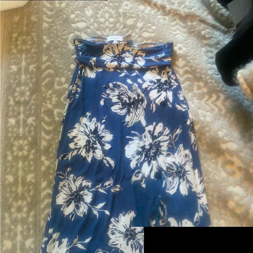 Gilli Blue and White Floral maxi skirt